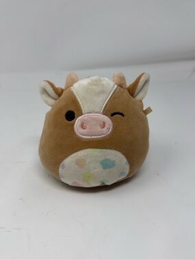 Squishmallow 5” Griella Rainbow Spotted Brown Cow